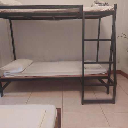 Larmar Bed And Breakfast Puerto Princesa Екстериор снимка