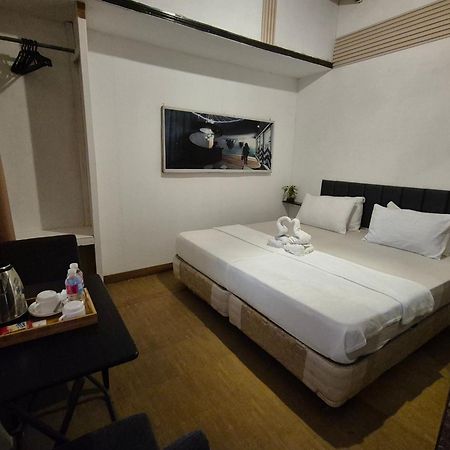 Larmar Bed And Breakfast Puerto Princesa Екстериор снимка