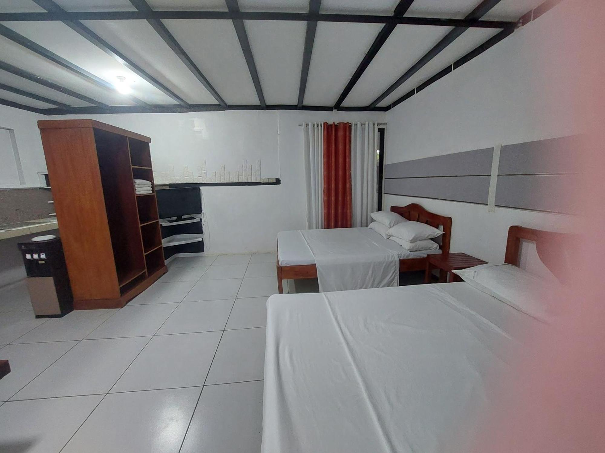Larmar Bed And Breakfast Puerto Princesa Екстериор снимка